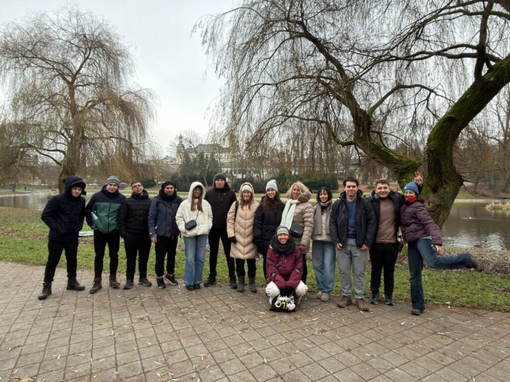 FIREWALL – Psychosocial Strategies in the AI Era